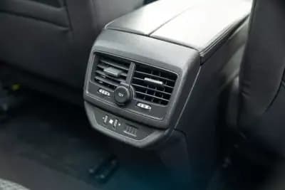 Vendo Peugeot 5008 2022 - 21250 EUR, 98960 km - AUTO.MOTO.pt