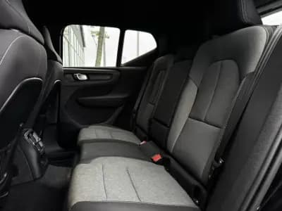 Sell Volvo XC 40 2022 - 29990 EUR, 75102 km - AUTO.MOTO.pt