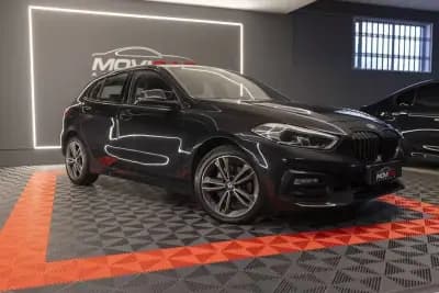 Vendo BMW 118 2021 - 23950 EUR, 152745 km - AUTO.MOTO.pt