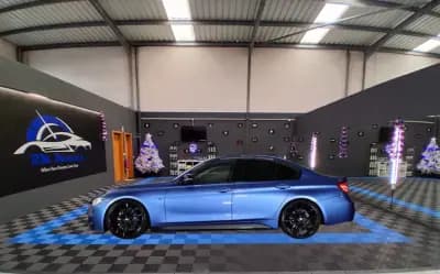 Vendo BMW 2018 - 43990 EUR, 61489 km - AUTO.MOTO.pt