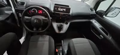 Vendo Citroën Berlingo 2021 - 17500 EUR, 49659 km - AUTO.MOTO.pt