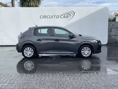 Vendo Peugeot 208 2022 - 12350 EUR, 44738 km - AUTO.MOTO.pt