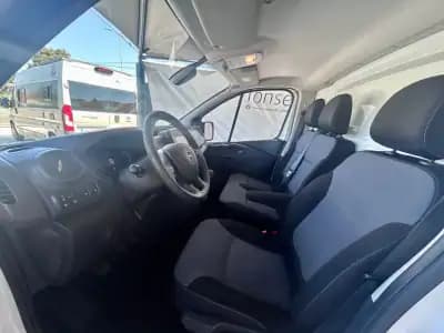 Sell Opel Vivaro 2020 - 18990 EUR, 130929 km - AUTO.MOTO.pt