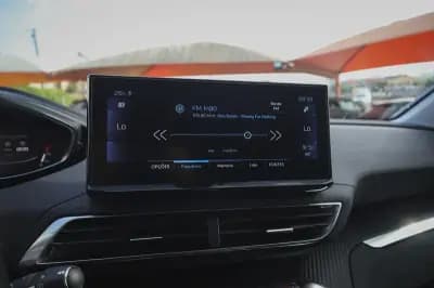 Vendo Peugeot 5008 2022 - 24480 EUR, 41620 km - AUTO.MOTO.pt