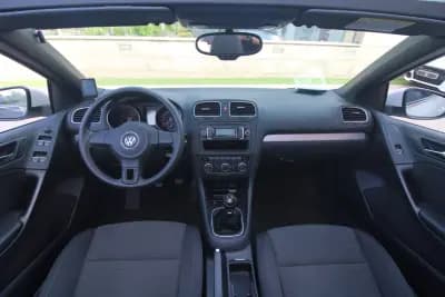 Vendo Volkswagen Golf Cabriolet 2013 - 12450 EUR, 104500 km - AUTO.MOTO.pt