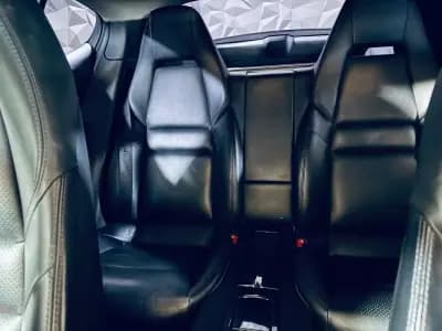 Vendo Porsche Panamera 2014 - 37990 EUR, 220436 km - AUTO.MOTO.pt