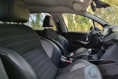 Sell Peugeot 2008 2017 - 12450 EUR, 96000 km - AUTO.MOTO.pt