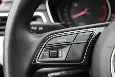 Sell Audi A4 Avant 2020 - 22990 EUR, 167000 km - AUTO.MOTO.pt