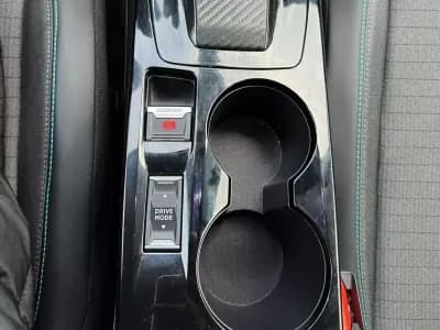 Vendo Peugeot 2008 2022 - 18900 EUR, 91000 km - AUTO.MOTO.pt