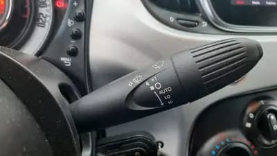 Vendo Fiat 500C 2021 - 11490 EUR, 104849 km - AUTO.MOTO.pt