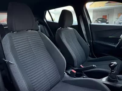 Vendo Peugeot 2008 2024 - 20950 EUR, 37000 km - AUTO.MOTO.pt