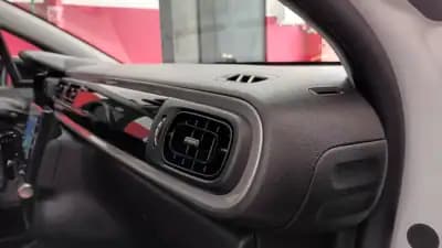 Vendo Citroën C3 VAN 2020 - 13618 EUR, 92936 km - AUTO.MOTO.pt