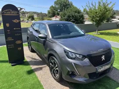 Vendo Peugeot 2008 2021 - 16500 EUR, 170000 km - AUTO.MOTO.pt
