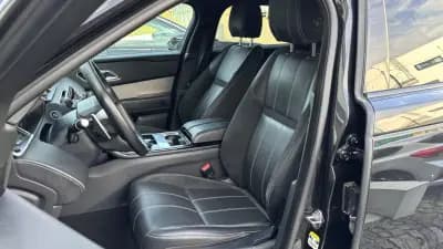 Vendo Land Rover Range Rover Velar 2019 - 37650 EUR, 96521 km - AUTO.MOTO.pt