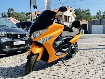 Sell Yamaha TMAX 2009 - 5500 EUR, 41118 km - AUTO.MOTO.pt