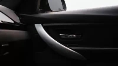 Vendo BMW 320 2014 - 18900 EUR, 210000 km - AUTO.MOTO.pt