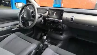 Sell Citroën C4 Cactus 2015 - 10500 EUR, 161000 km - AUTO.MOTO.pt