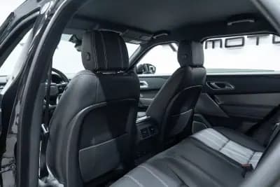 Sell Land Rover Range Rover Velar 2021 - 51950 EUR, 76000 km - AUTO.MOTO.pt