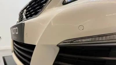 Vendo Peugeot 308 SW 2017 - 13990 EUR, 170902 km - AUTO.MOTO.pt