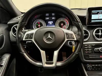 Vendo Mercedes-Benz A 180 2014 - 16990 EUR, 134000 km - AUTO.MOTO.pt