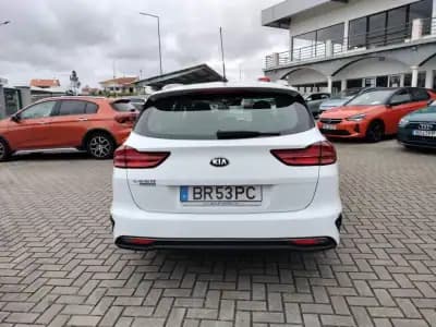 Vendo Kia Ceed SW 2020 - 15500 EUR, 58500 km - AUTO.MOTO.pt