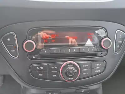 Sell Opel Corsa 2017 - 12900 EUR, 88000 km - AUTO.MOTO.pt