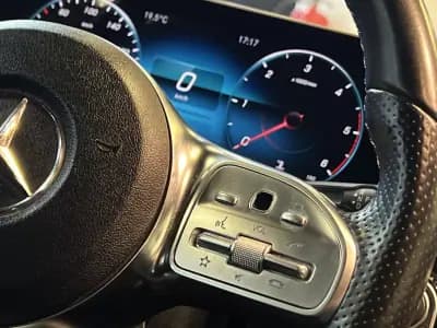 Sell Mercedes-Benz A 180 2018 - 22990 EUR, 180000 km - AUTO.MOTO.pt