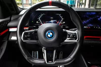Vendo BMW i5 2023 - 79900 EUR, 17145 km - AUTO.MOTO.pt