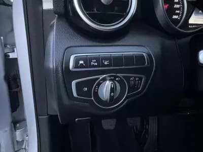 Sell Mercedes-Benz C 200 2016 - 23990 EUR, 39000 km - AUTO.MOTO.pt