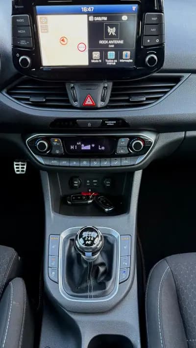 Sell Hyundai i30 N 2019 - 27900 EUR, 126000 km - AUTO.MOTO.pt