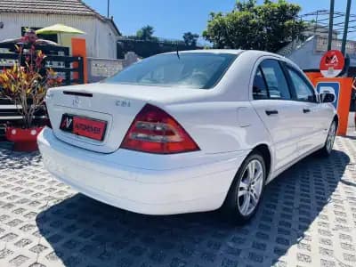 Sell Mercedes-Benz C 200 2000 - 7950 EUR, 211507 km - AUTO.MOTO.pt