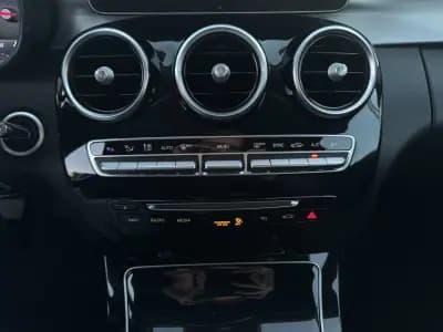 Sell Mercedes-Benz C 200 2016 - 23990 EUR, 39000 km - AUTO.MOTO.pt