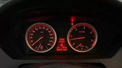 Vendo BMW 635 2010 - 22990 EUR, 208215 km - AUTO.MOTO.pt