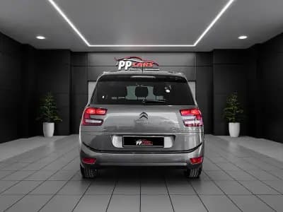 Vendo Citroën C4 Spacetourer 2022 - 22950 EUR, 70000 km - AUTO.MOTO.pt