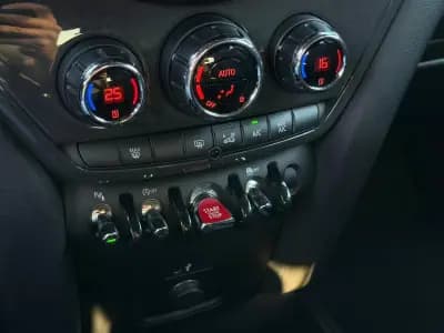 Vendo MINI Countryman 2022 - 28750 EUR, 68000 km - AUTO.MOTO.pt