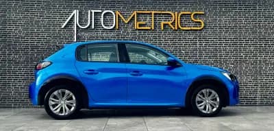 Sell Peugeot e-208 2020 - 16900 EUR, 69000 km - AUTO.MOTO.pt