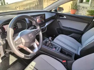 Vendo SEAT Leon 2023 - 19950 EUR, 41000 km - AUTO.MOTO.pt
