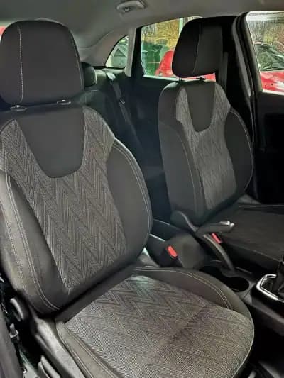 Vendo Opel Crossland X 2020 - 13350 EUR, 32238 km - AUTO.MOTO.pt