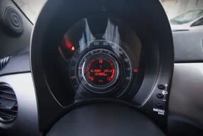 Sell Fiat 500 2012 - 8990 EUR, 134900 km - AUTO.MOTO.pt