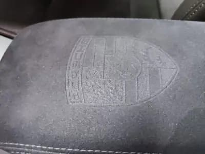 Vendo Porsche 718 Boxster 2019 - 64900 EUR, 68000 km - AUTO.MOTO.pt