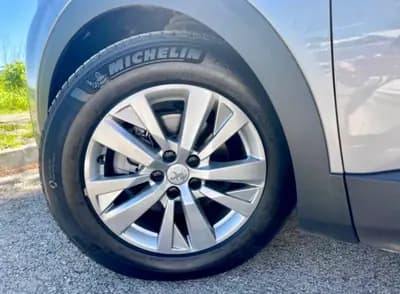 Vendo Peugeot 3008 2019 - 19480 EUR, 71800 km - AUTO.MOTO.pt