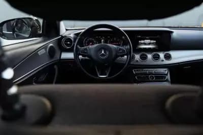 Vendo Mercedes-Benz E 220 2017 - 25000 EUR, 168000 km - AUTO.MOTO.pt