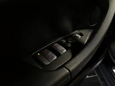 Vendo BMW iX3 2023 - 49990 EUR, 43700 km - AUTO.MOTO.pt