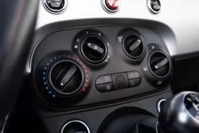 Vendo Fiat 500C 2021 - 11600 EUR, 114000 km - AUTO.MOTO.pt