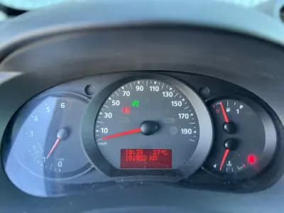 Vendo Renault Kangoo 2018 - 14500 EUR, 101052 km - AUTO.MOTO.pt