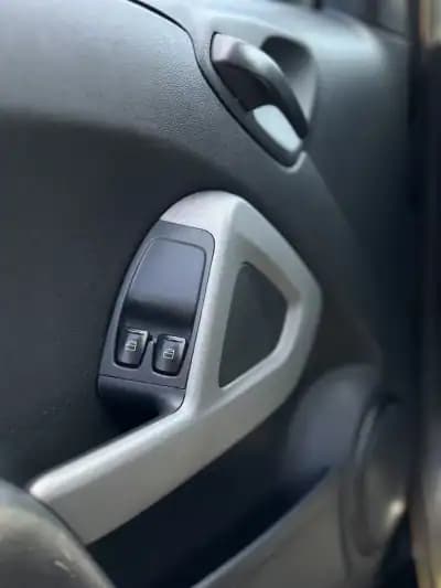 Sell Smart Fortwo Cabrio 2006 - 4490 EUR, 1234 km - AUTO.MOTO.pt