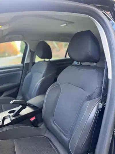 Vendo Renault Mégane Break 2022 - 17500 EUR, 116925 km - AUTO.MOTO.pt