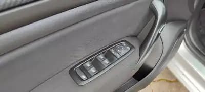 Sell Renault Mégane Sport Tourer 2019 - 13500 EUR, 143305 km - AUTO.MOTO.pt