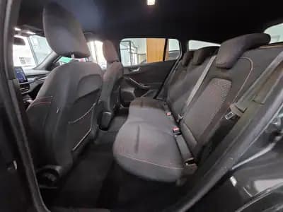 Vendo Ford Focus SW 2023 - 25800 EUR, 12412 km - AUTO.MOTO.pt