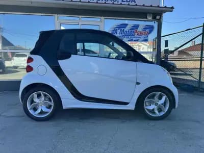 Vendo Smart Fortwo Cabrio 2014 - 7990 EUR, 80000 km - AUTO.MOTO.pt